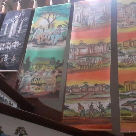 אנטננריבו Le Karthala Chambres D'Hotes מראה חיצוני תמונה