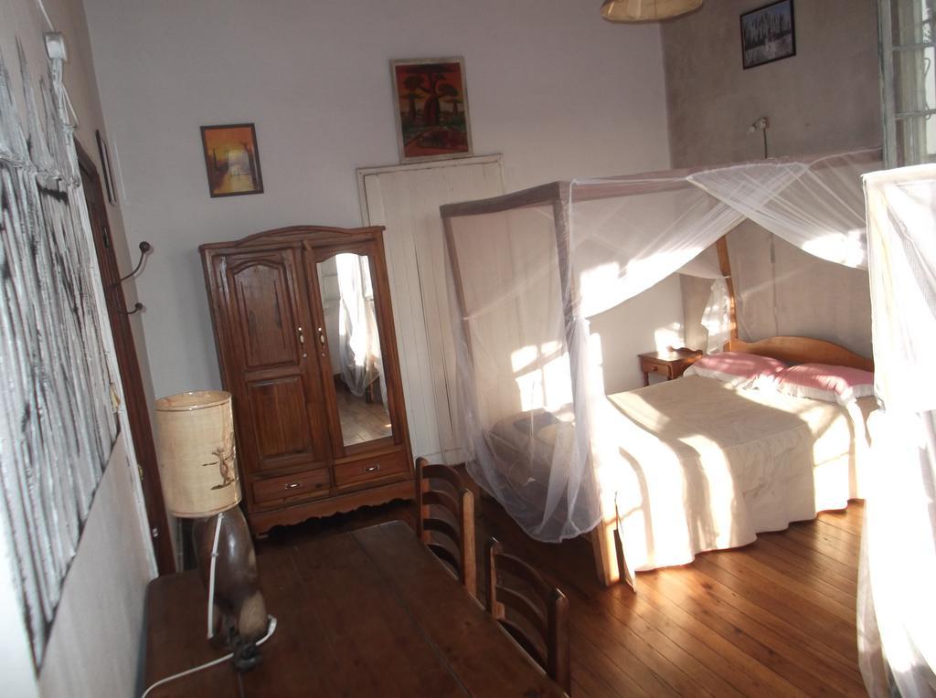 אנטננריבו Le Karthala Chambres D'Hotes חדר תמונה